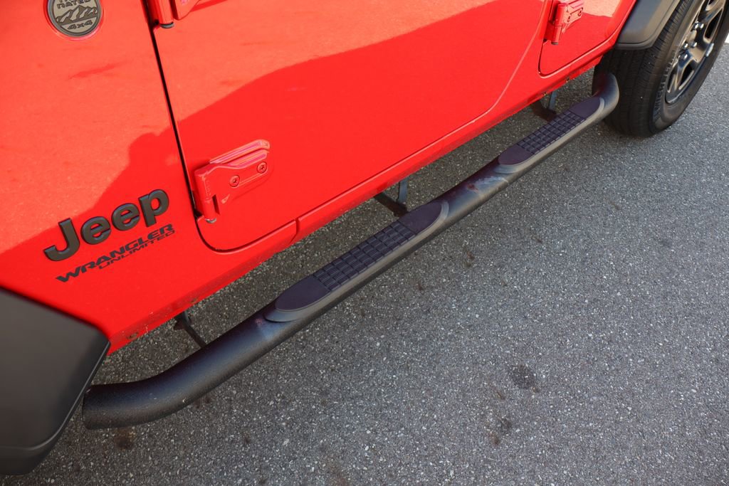 Used 2022 Jeep Wrangler Unlimited Sport image 31