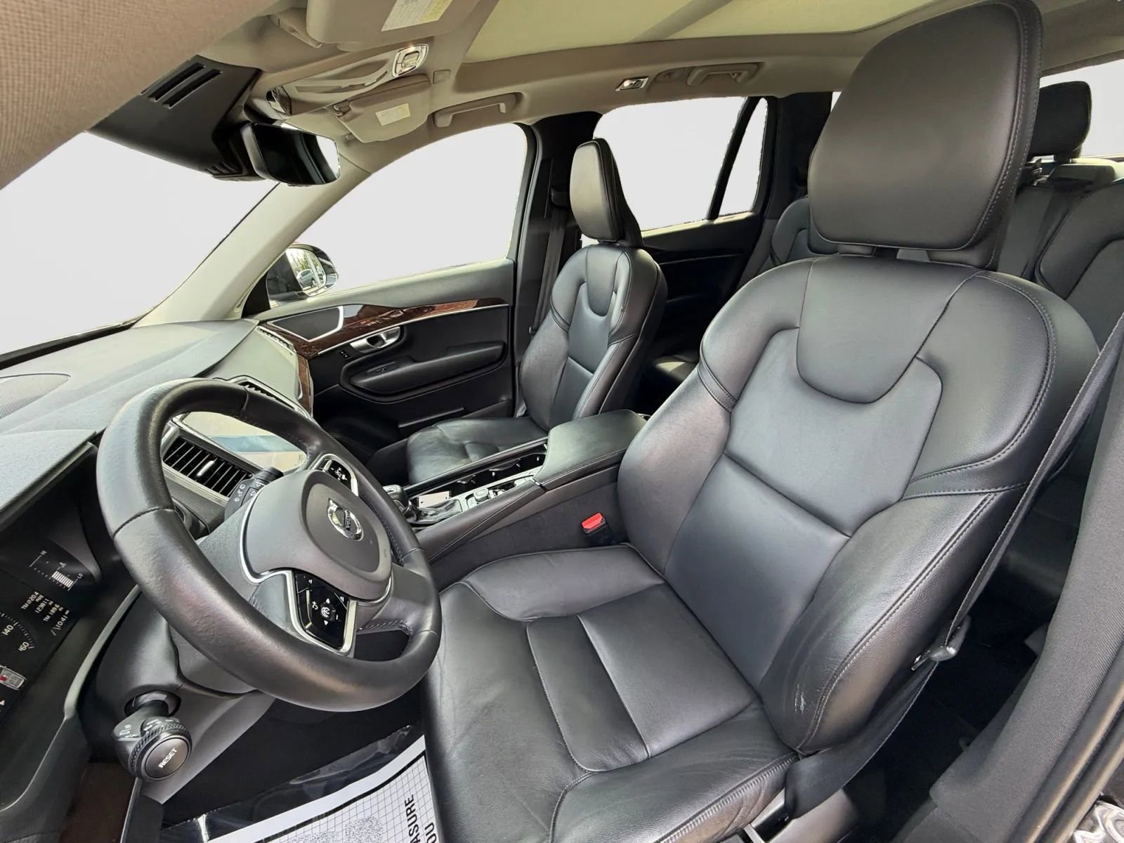 Used 2019 Volvo XC90 T5 Momentum AWD/4WD image 13
