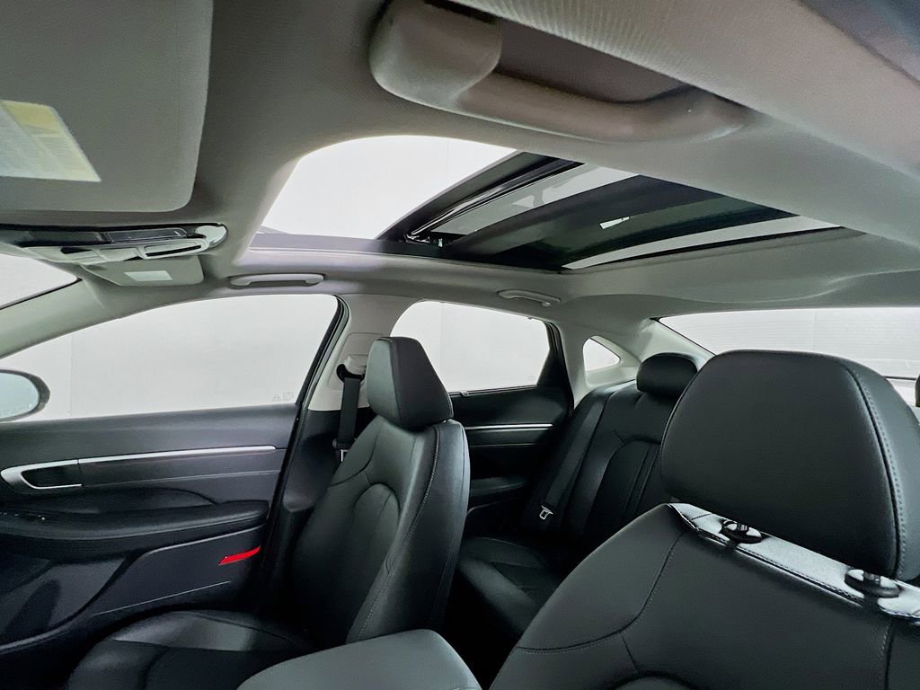 New 2025 Hyundai Sonata Limited image 22