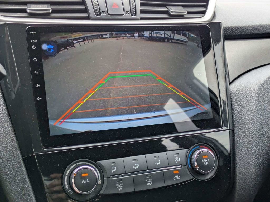 Used 2015 Nissan Rogue S FWD image 20
