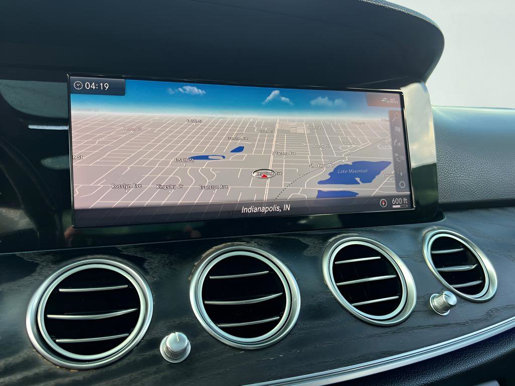 Used 2019 Mercedes-Benz E 300 image 50