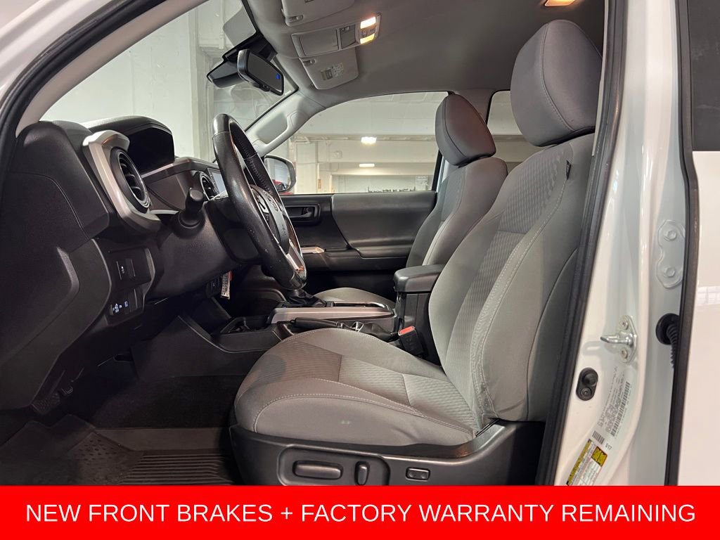 Used 2022 Toyota Tacoma SR5 image 11