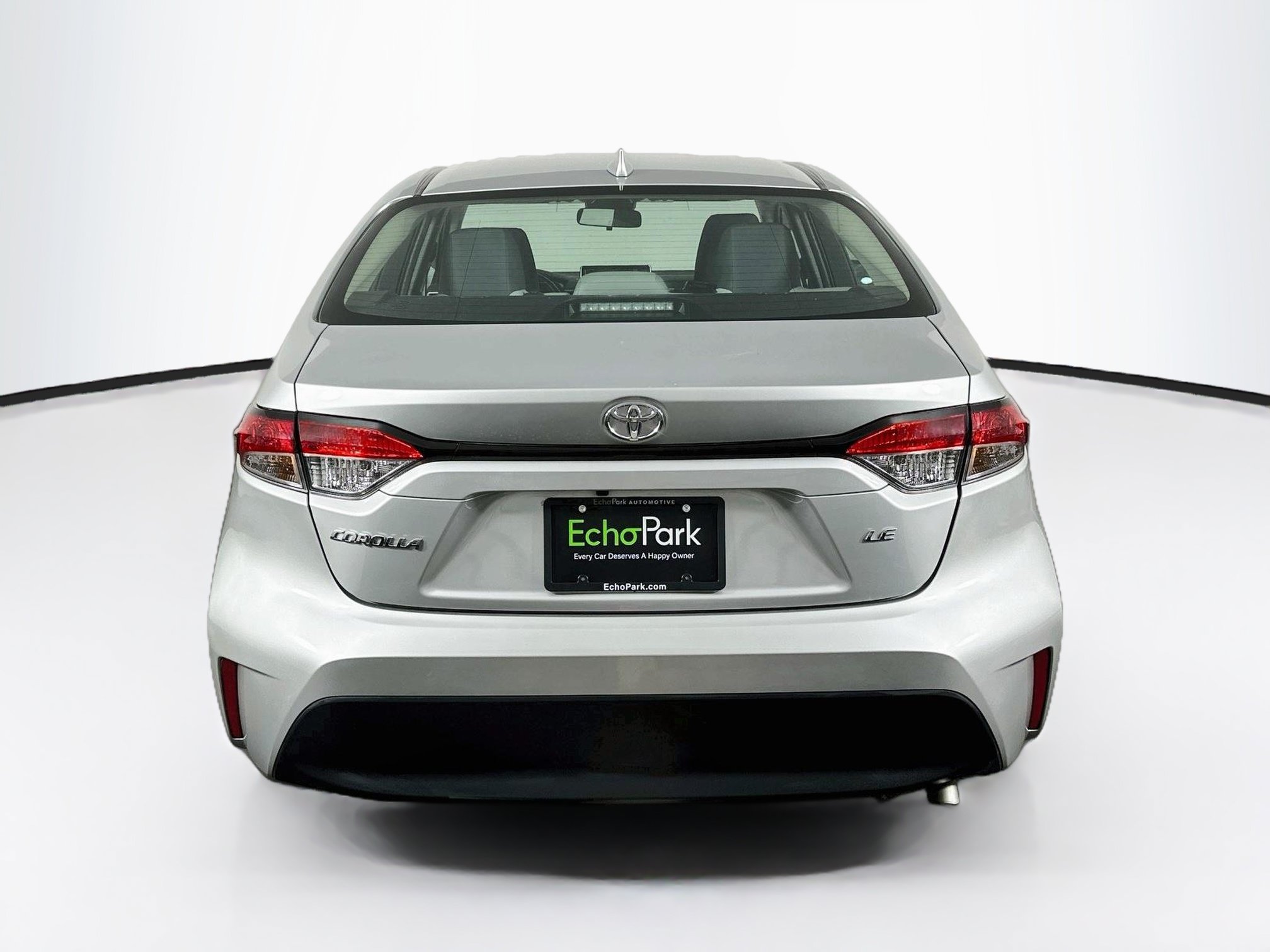 Used 2025 Toyota Corolla LE FWD image 7