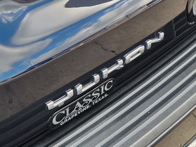 Used 2022 GMC Yukon XL SLE RWD image 9