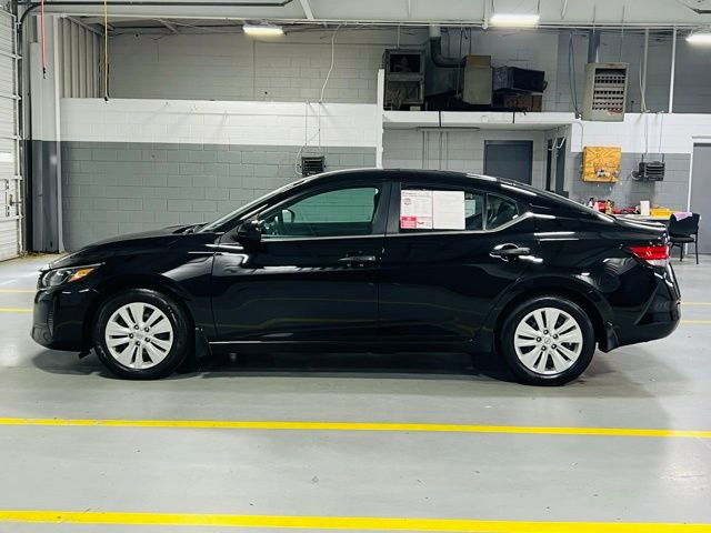 Used 2024 Nissan Sentra S FWD image 14