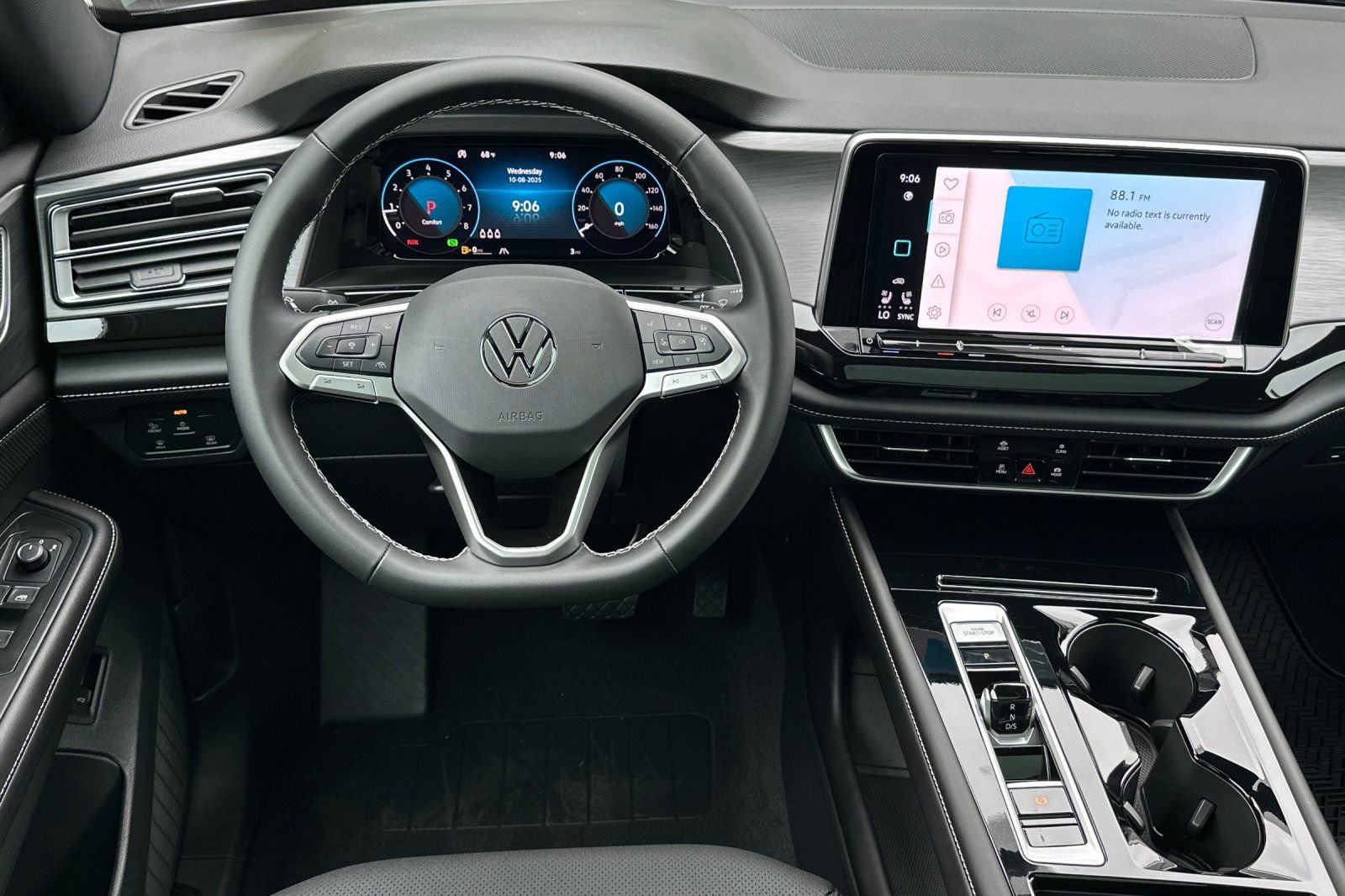 New 2026 Volkswagen Atlas Cross Sport SE FWD image 12