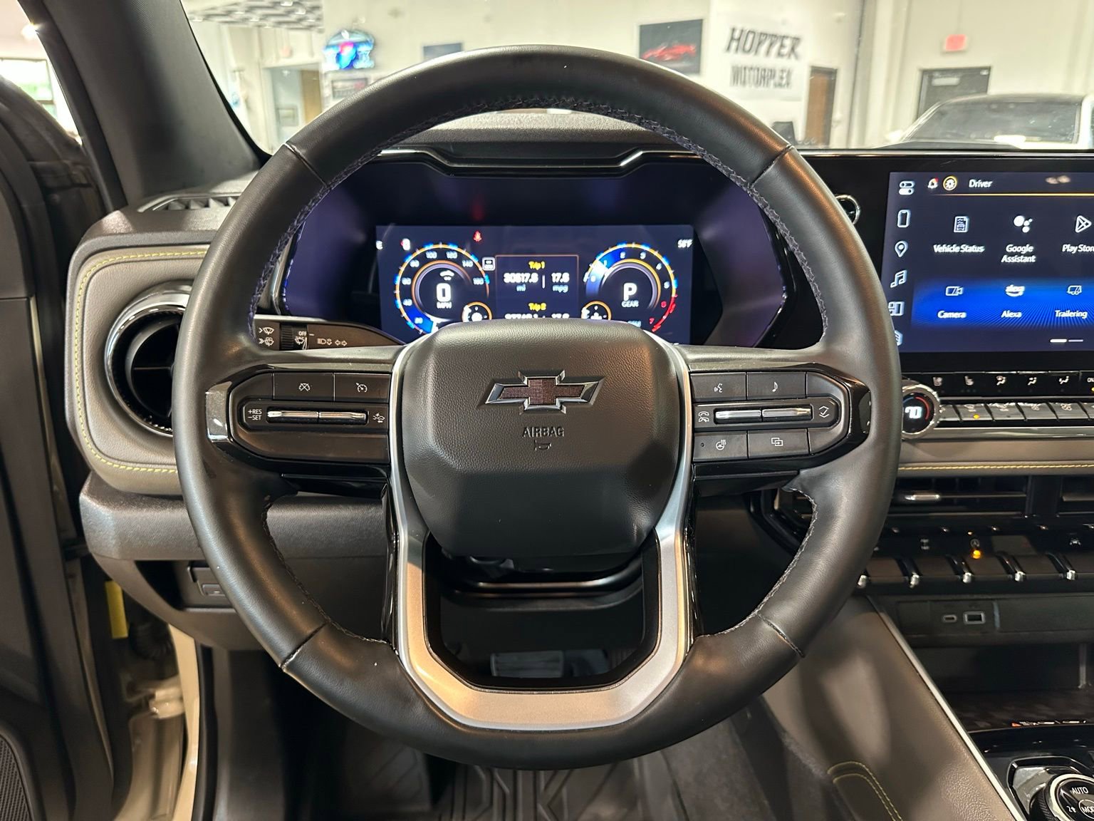 Used 2023 Chevrolet Colorado ZR2 w/ ZR2 Convenience Package III AWD/4WD image 17