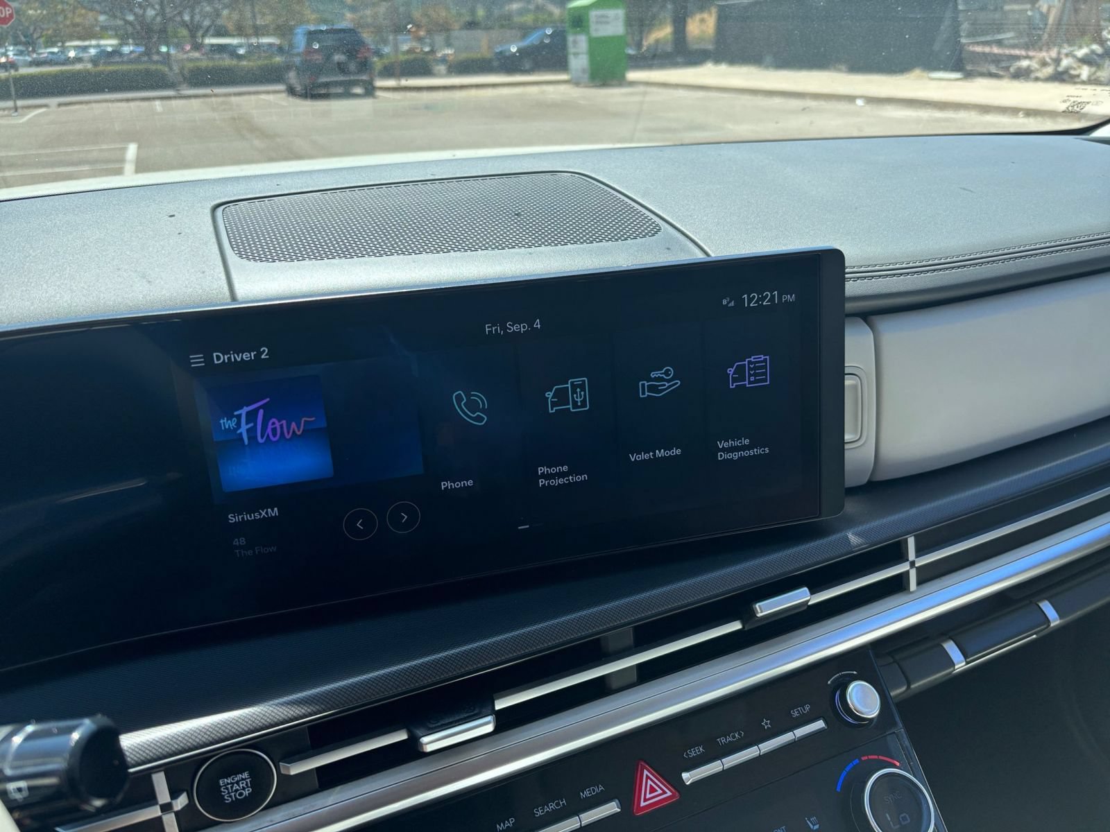 Used 2025 Hyundai Santa Fe SEL FWD image 19