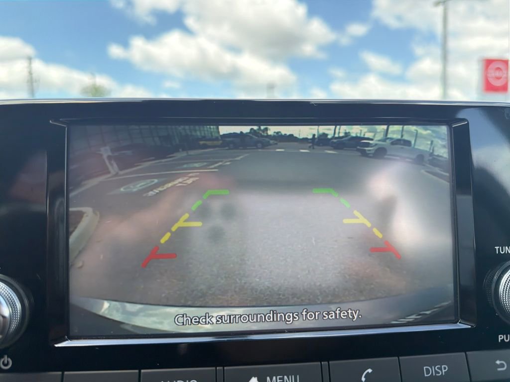 Certified 2025 Nissan Sentra S image 31