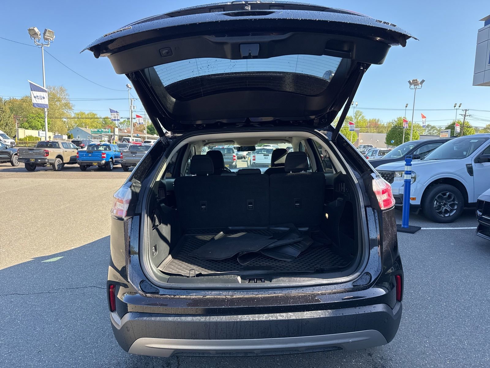 Used 2021 Ford Edge SEL w/ Convenience Package AWD/4WD image 8