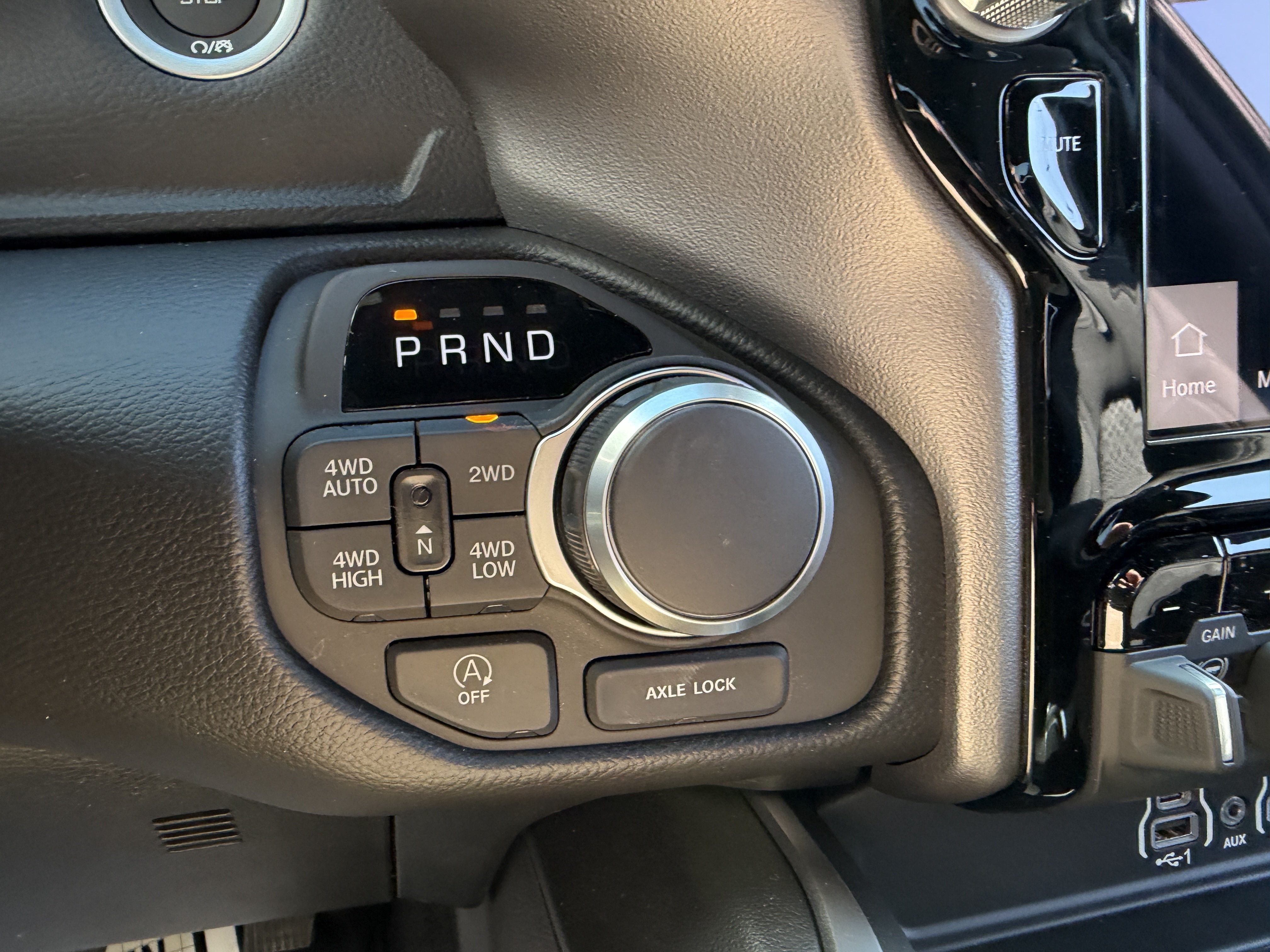 New 2026 RAM 1500 Big Horn AWD/4WD image 39