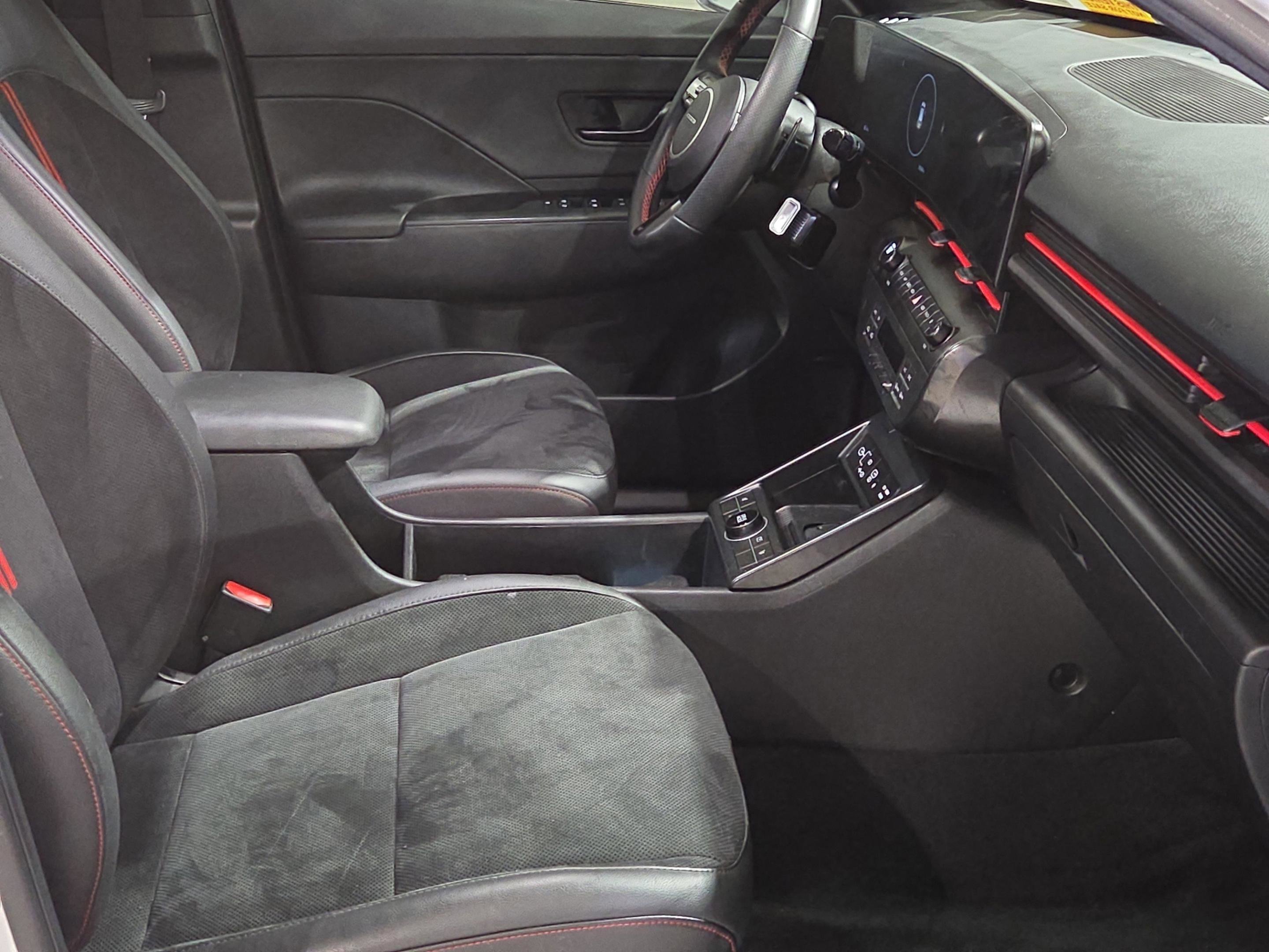 Used 2024 Hyundai Kona N Line image 37