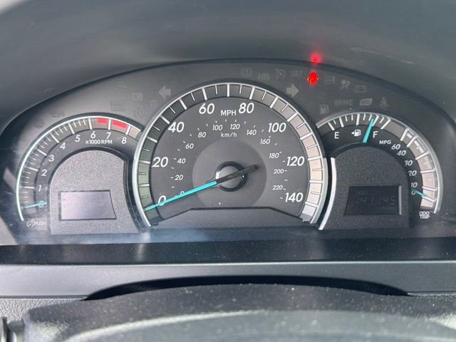 Used 2013 Toyota Camry XLE w/ Leather Pkg FWD image 5