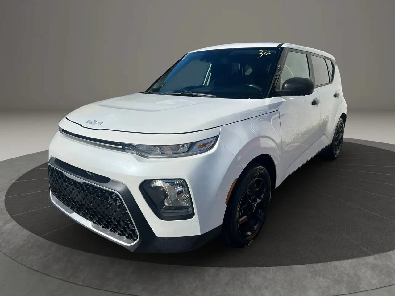 Used 2022 Kia Soul LX w/ Technology Package FWD image 1