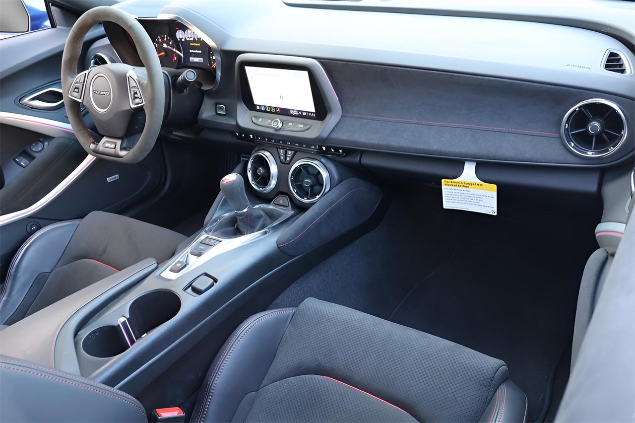 Used 2024 Chevrolet Camaro ZL1 image 17