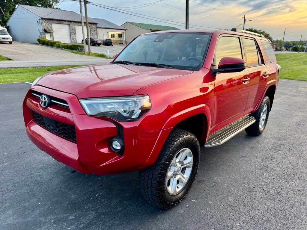 Used 2022 Toyota 4Runner SR5 AWD/4WD image 2