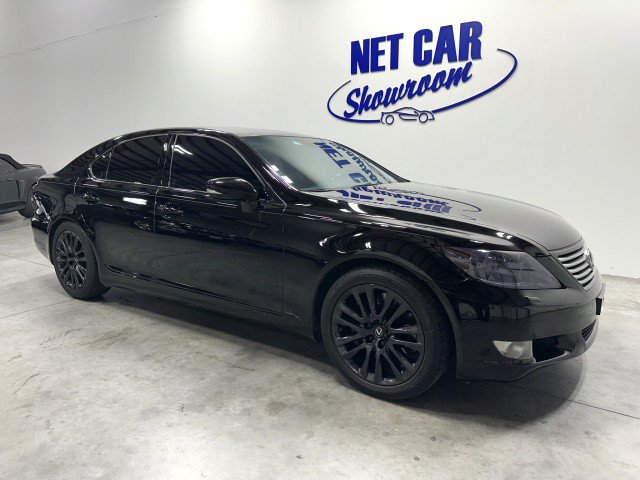 Used 2011 Lexus LS 460 w/ Comfort Pkg RWD image 2