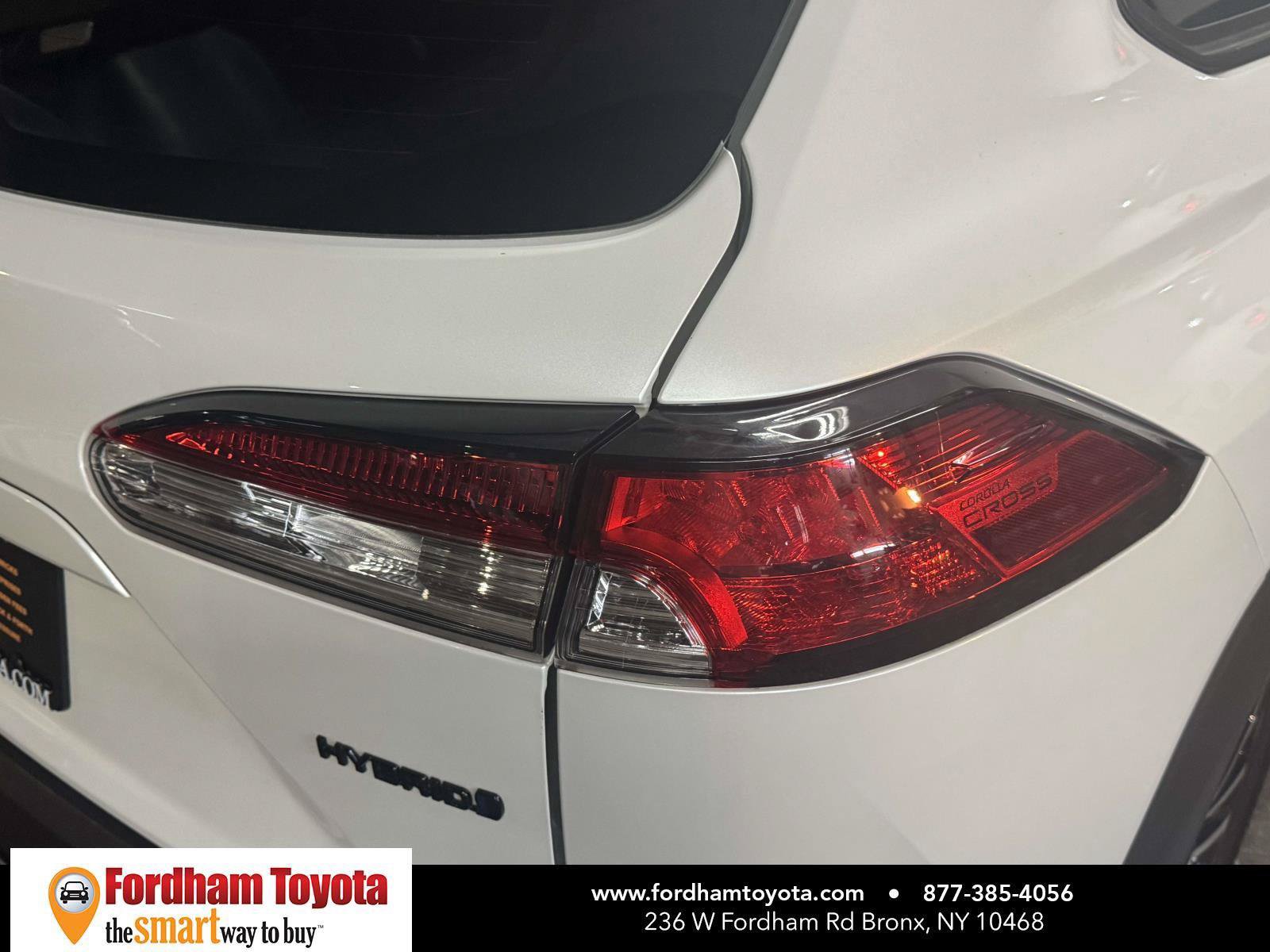 Used 2024 Toyota Corolla Cross AWD Hybrid image 10