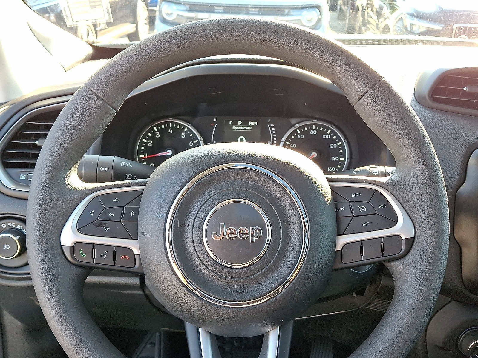 Certified 2023 Jeep Renegade Latitude w/ Sun & Fun Group image 20