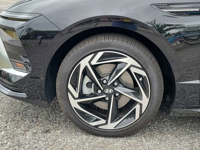 Used 2024 Hyundai Sonata SEL w/ Convenience Package FWD image 7