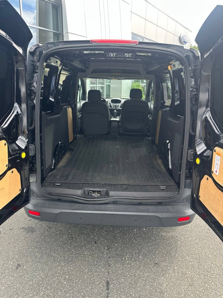 Used 2016 Ford Transit Connect XLT FWD image 5