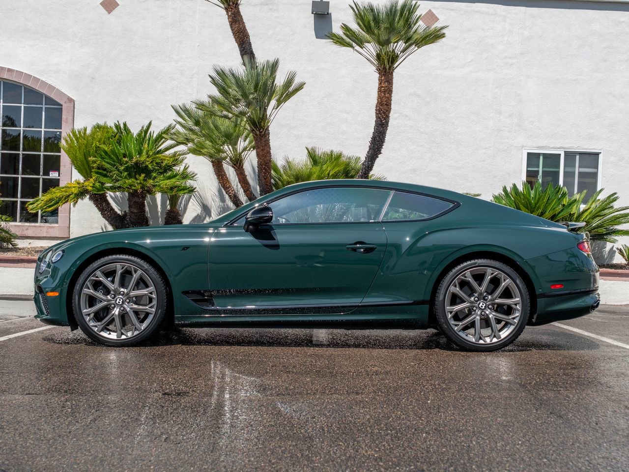 Used 2023 Bentley Continental GT V8 image 5