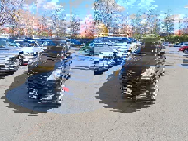 Used 2016 Ford Escape SE w/ SE Leather Comfort Package