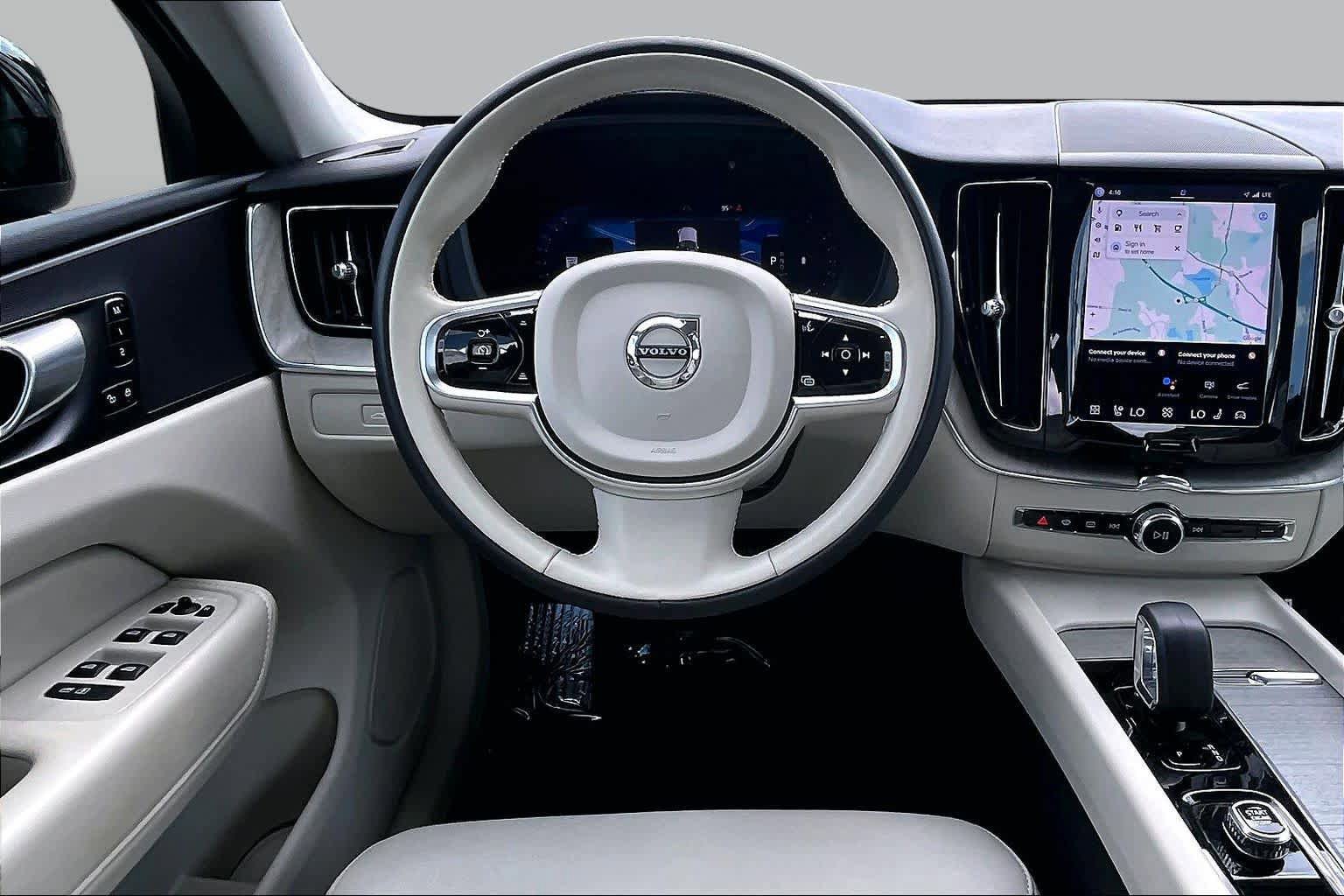 Certified 2023 Volvo XC60 B5 Plus w/ Climate Package AWD/4WD image 6