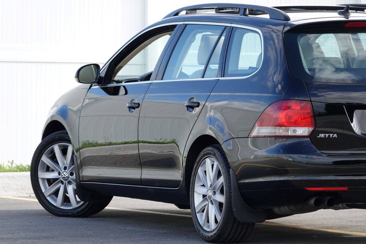 Used 2012 Volkswagen Jetta TDI FWD image 15