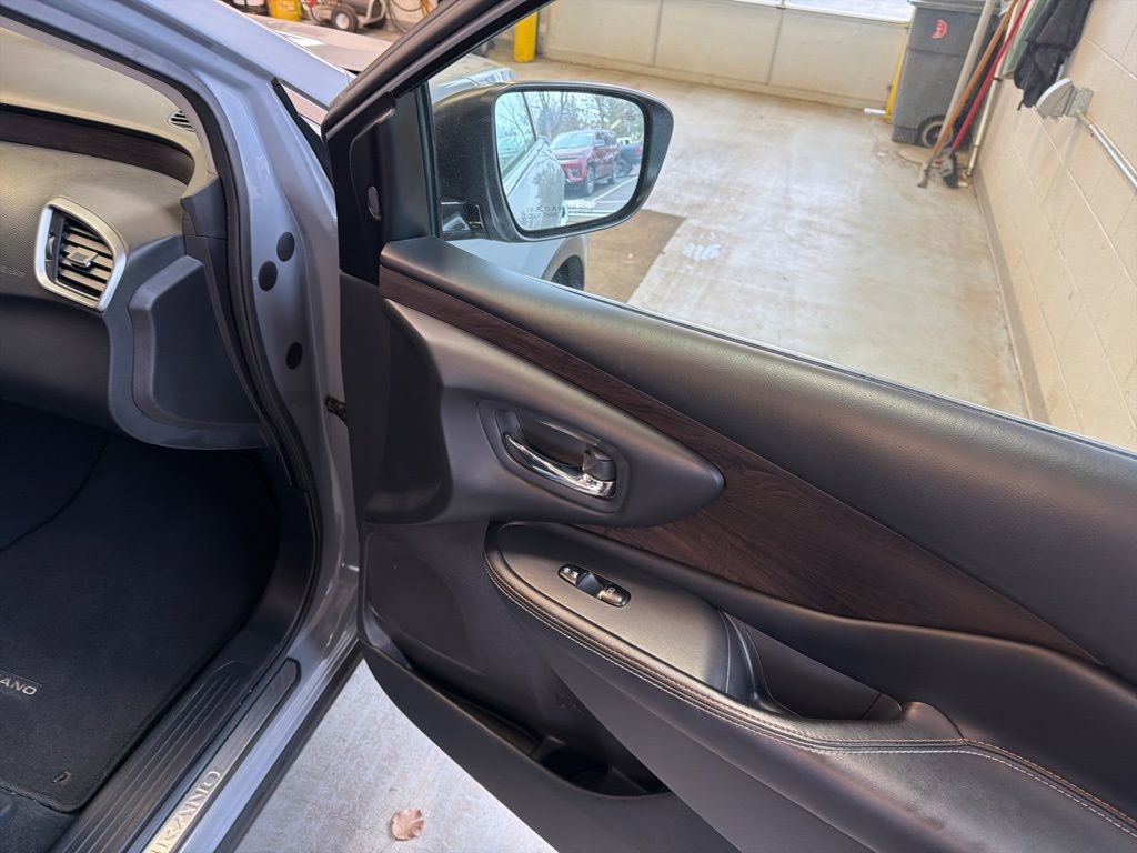 Used 2021 Nissan Murano Platinum w/ Cargo Package image 47