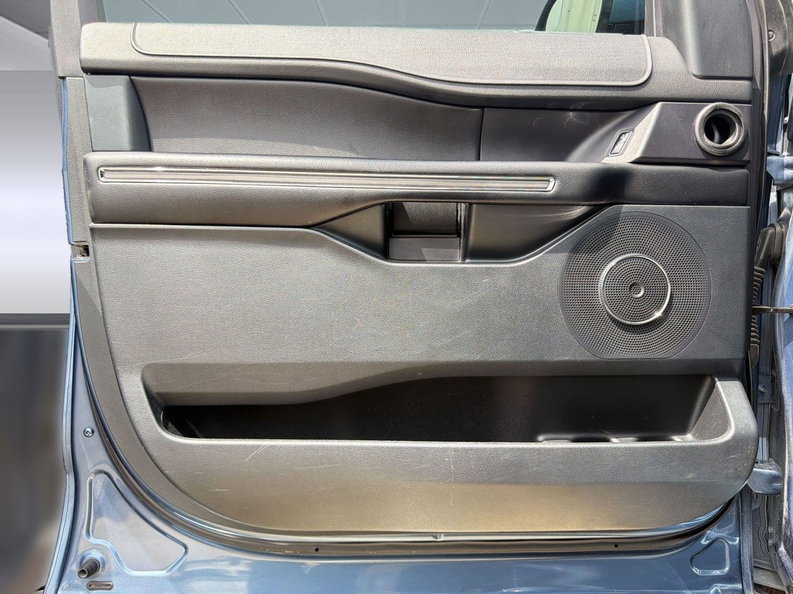 Used 2018 Ford Expedition XLT w/ Equipment Group 201A image 20