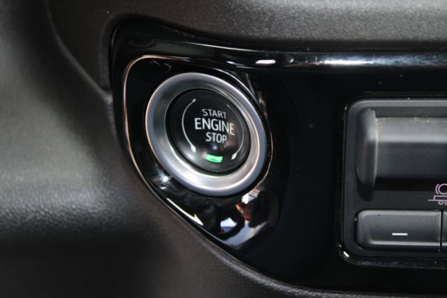 Used 2024 Chevrolet Silverado 3500 LT image 30