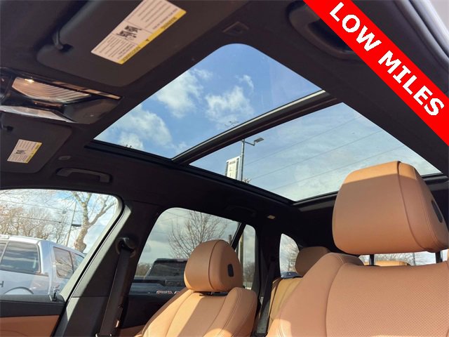 Used 2022 BMW X5 xDrive40i w/ Parking Assistance Package image 12