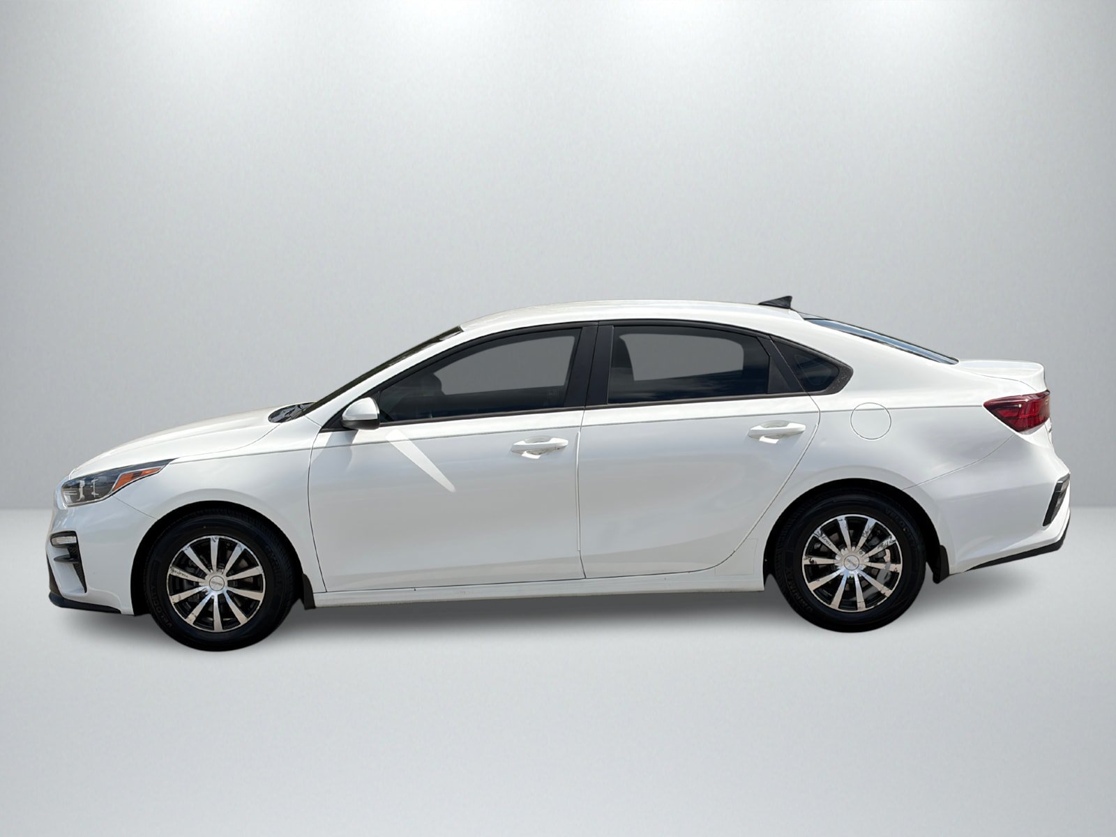 Used 2021 Kia Forte Sedan FWD image 2