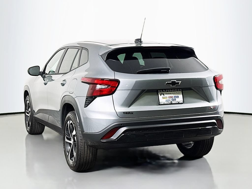 New 2026 Chevrolet Trax RS w/ Driver Confidence Package FWD image 6