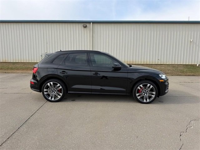 Used 2020 Audi SQ5 Premium Plus w/ Premium Plus Package image 2