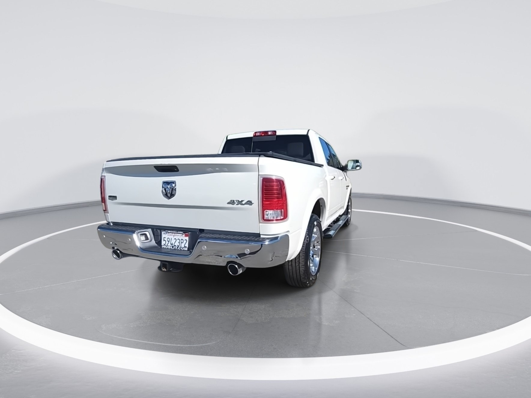 Certified 2018 RAM 1500 Laramie w/ Convenience Group AWD/4WD image 2