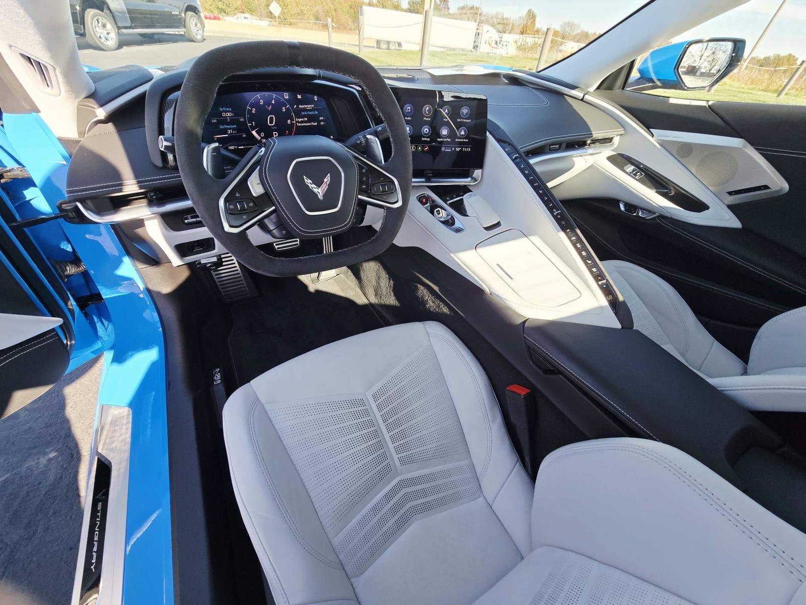 Used 2022 Chevrolet Corvette Stingray Premium Conv w/ Z51 Performance Package image 11