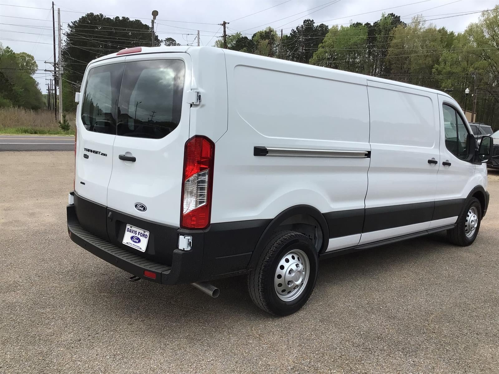 New 2026 Ford Transit 250 Low Roof AWD w/ Load Area Protection Package image 7
