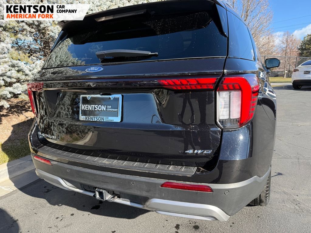 Used 2025 Ford Explorer Platinum w/ LUX Leather Package image 41