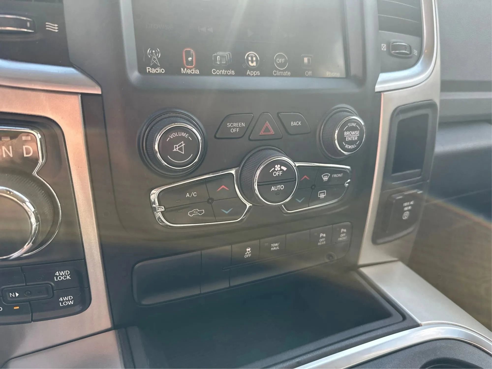 Used 2017 RAM 1500 Big Horn image 27