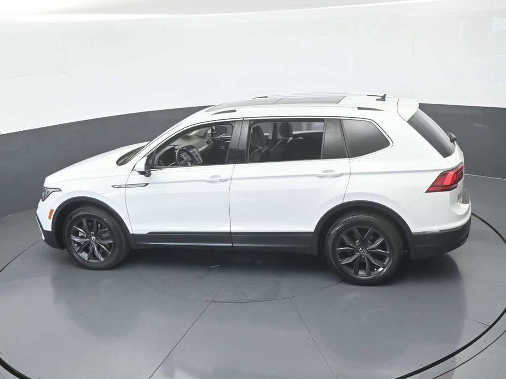 Used 2024 Volkswagen Tiguan SE FWD image 46