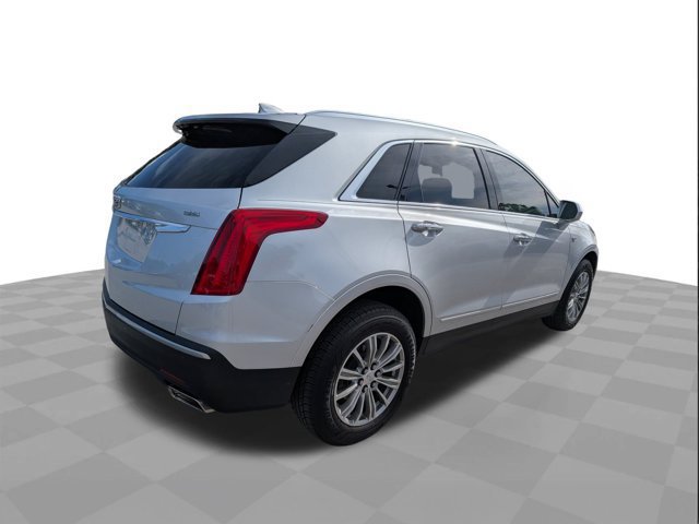 Certified 2018 Cadillac XT5 Luxury w/ Driver Awareness Package FWD image 4