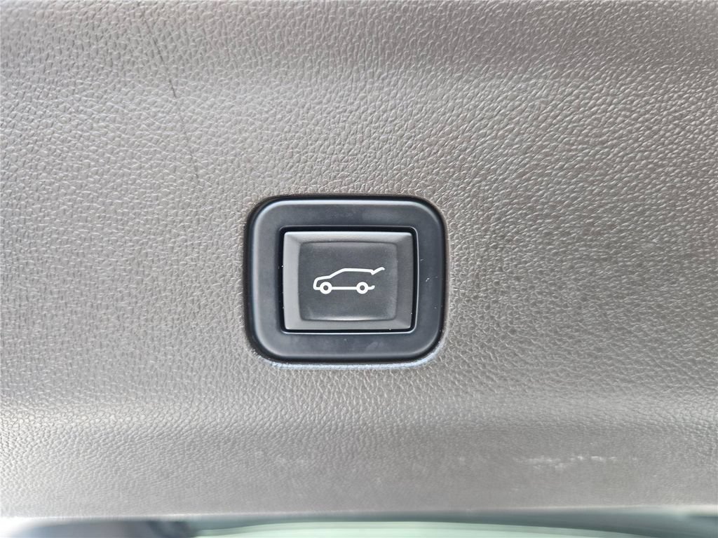 Used 2021 Chevrolet Tahoe LT RWD image 13