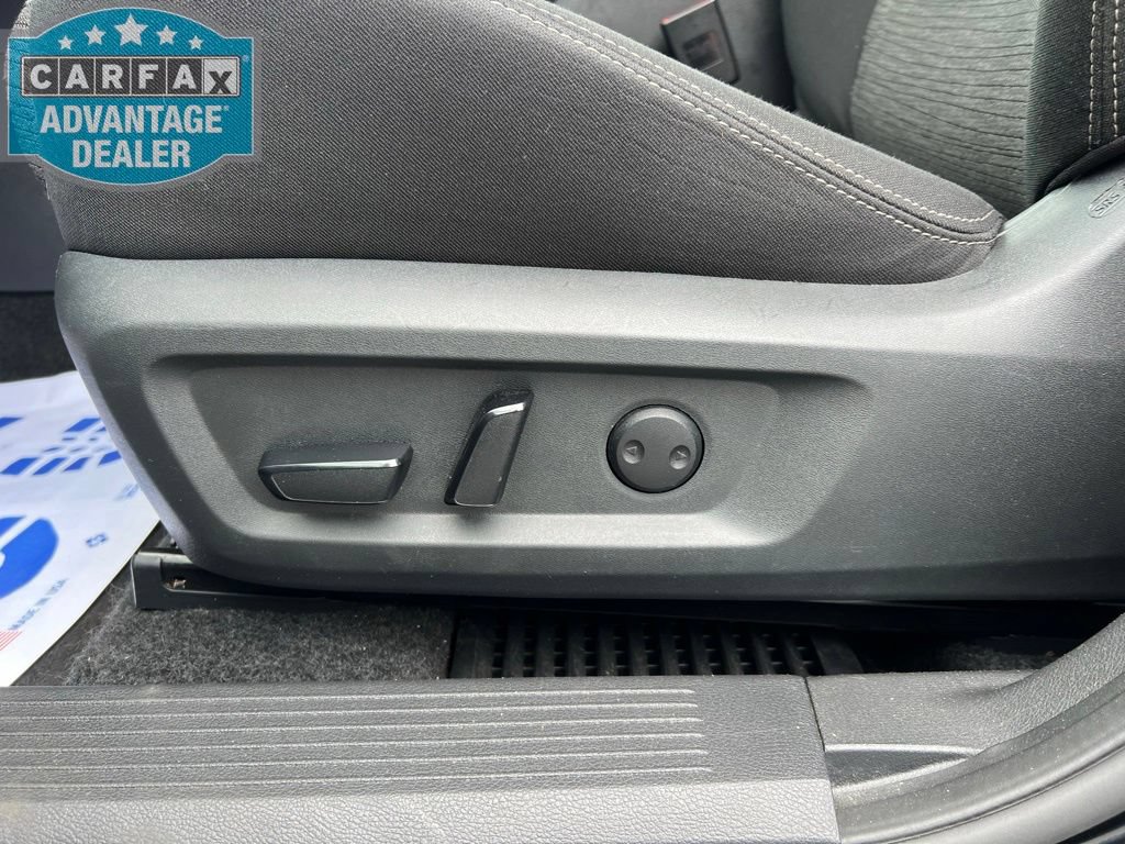Used 2023 Nissan Rogue SV AWD/4WD image 9