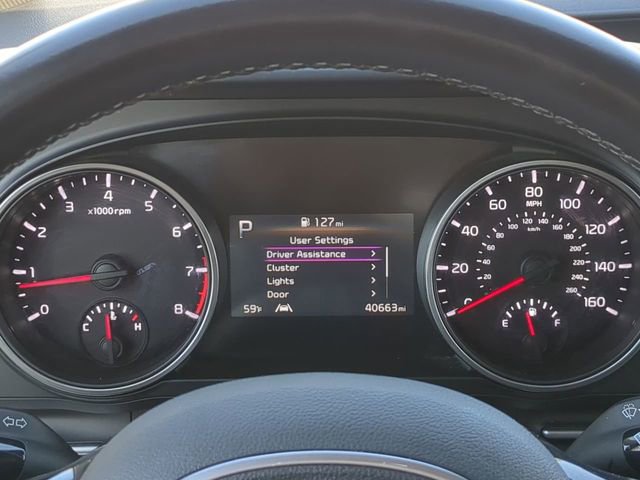 Used 2024 Kia Carnival LX image 31