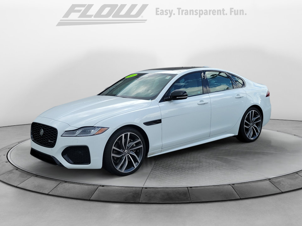 Used 2024 Jaguar XF R-Dynamic SE AWD/4WD image 3