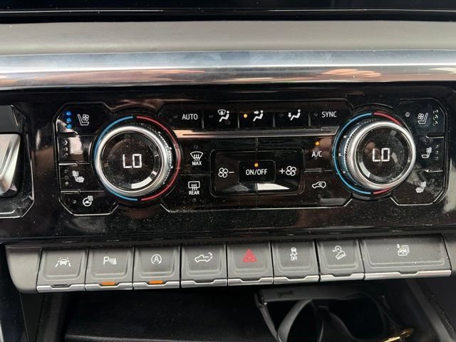 Used 2023 GMC Sierra 1500 Denali Ultimate AWD/4WD image 17