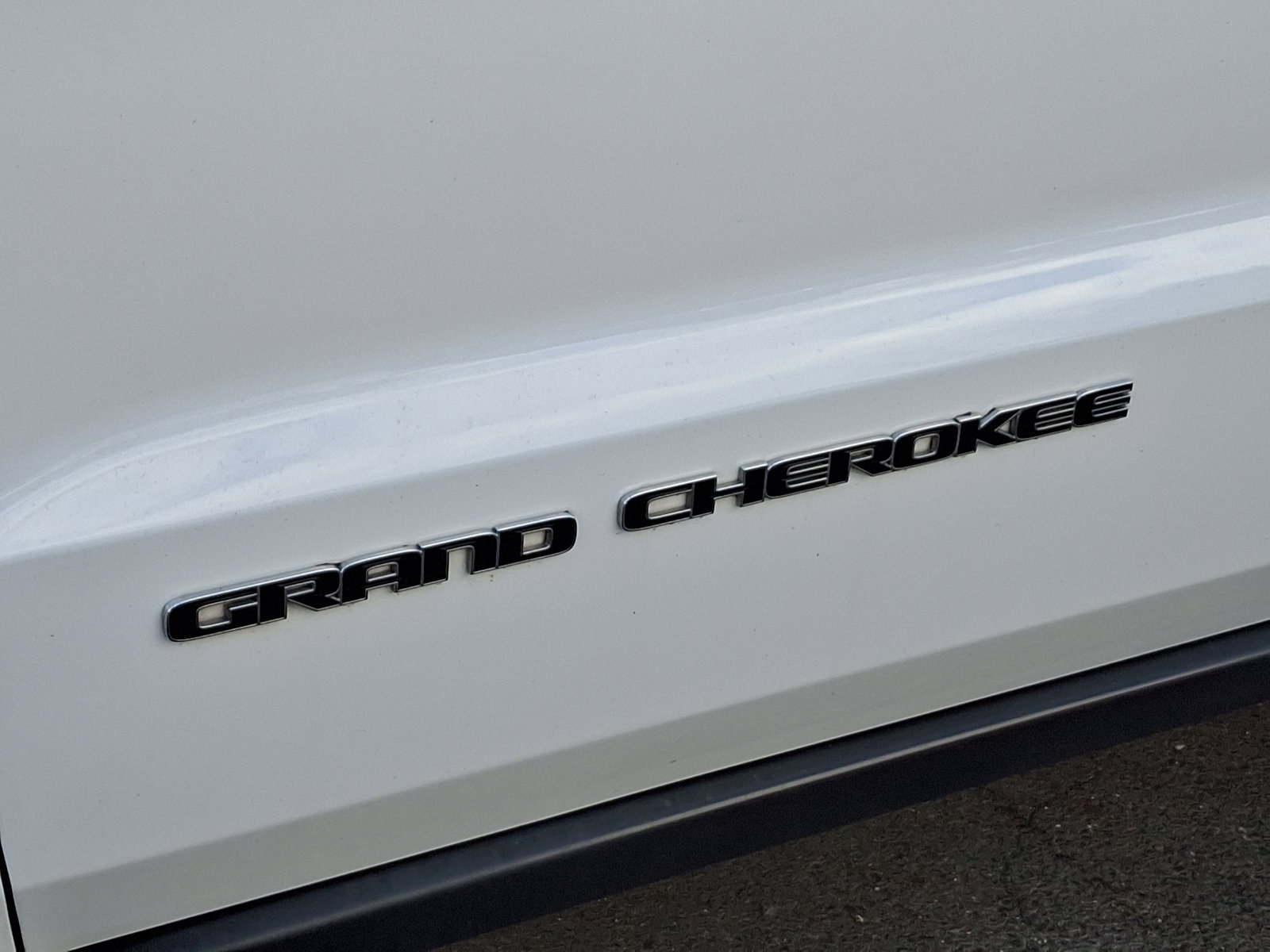 Used 2020 Jeep Grand Cherokee Limited w/ Luxury Group II image 33