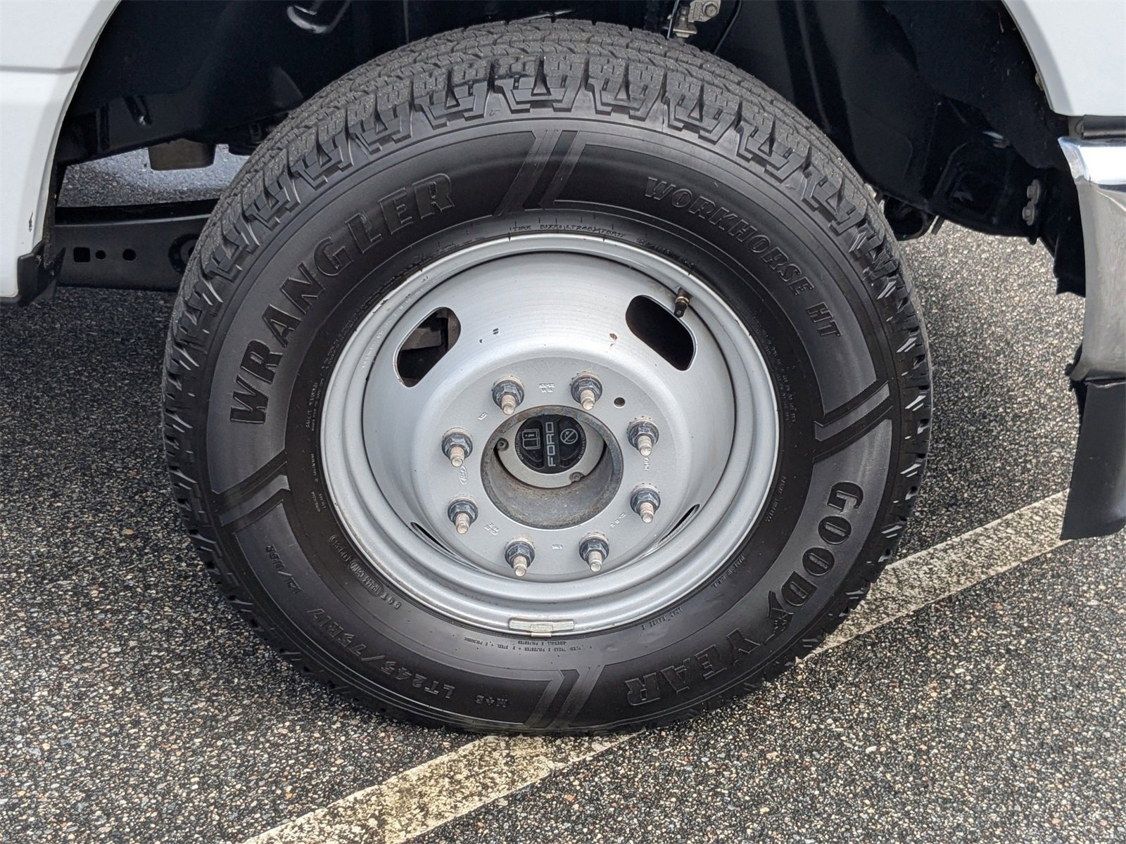 Used 2024 Ford F350 XLT image 10